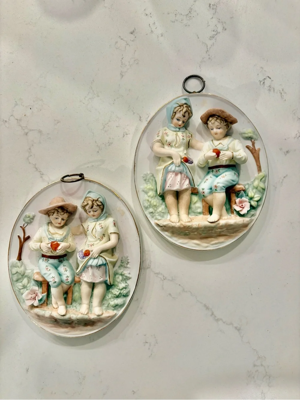 N/A porcelain hanging
